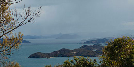 雨と晴れ間の境界線