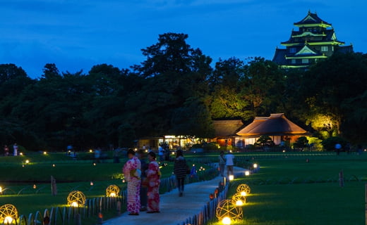 浴衣の人もちらほら