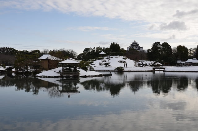 雪と後楽園