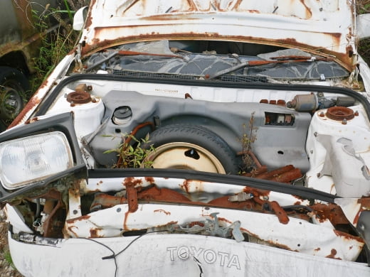 MRのボンネットの中