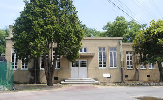 収容所（回春寮）