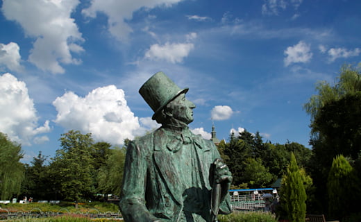 アンデルセンの像