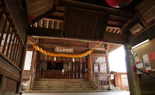 吉備津神社　拝殿