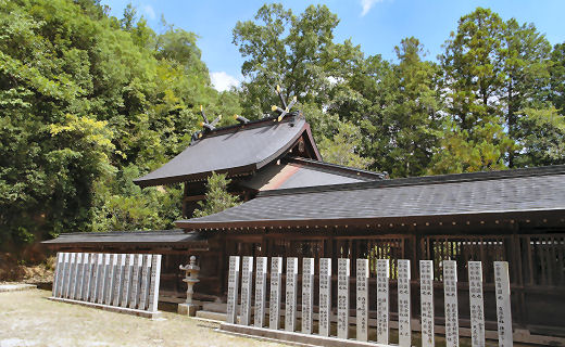 船川八幡宮・本殿