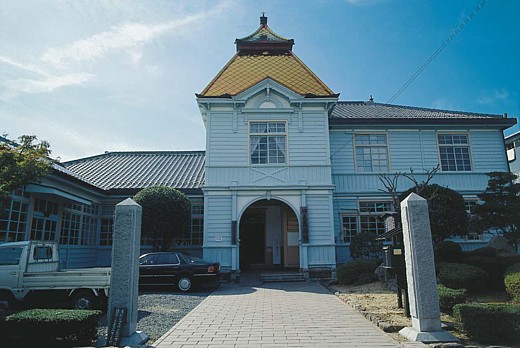 旧勝田郡役所庁舎
