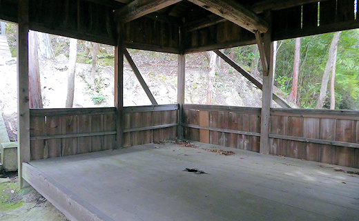 正八幡宮の割拝殿