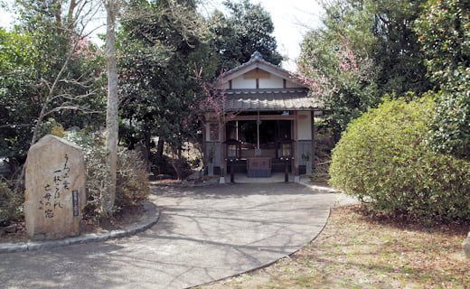 奥ノ院