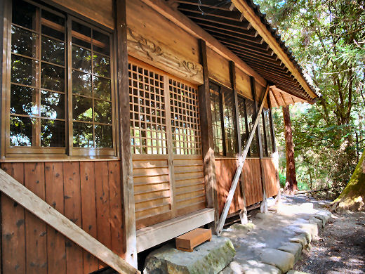 種井八幡宮の本殿