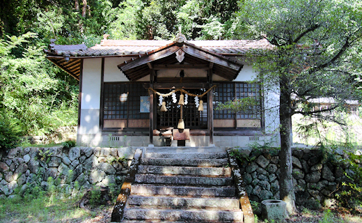 龍川神社　拝殿